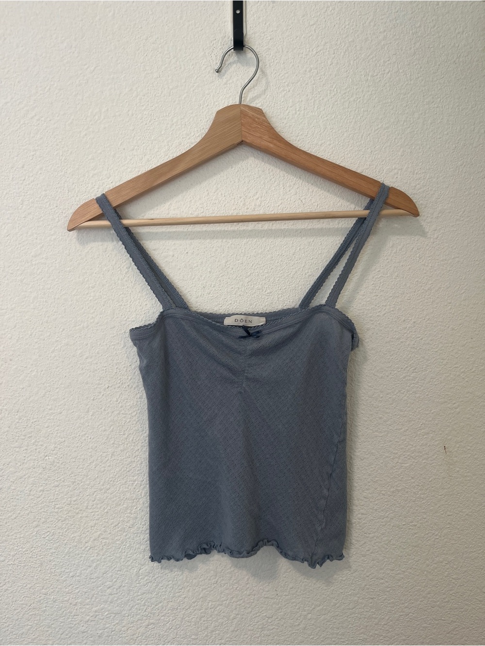 DÔEN small bow spaghetti strap top with ruffle hem sz XS